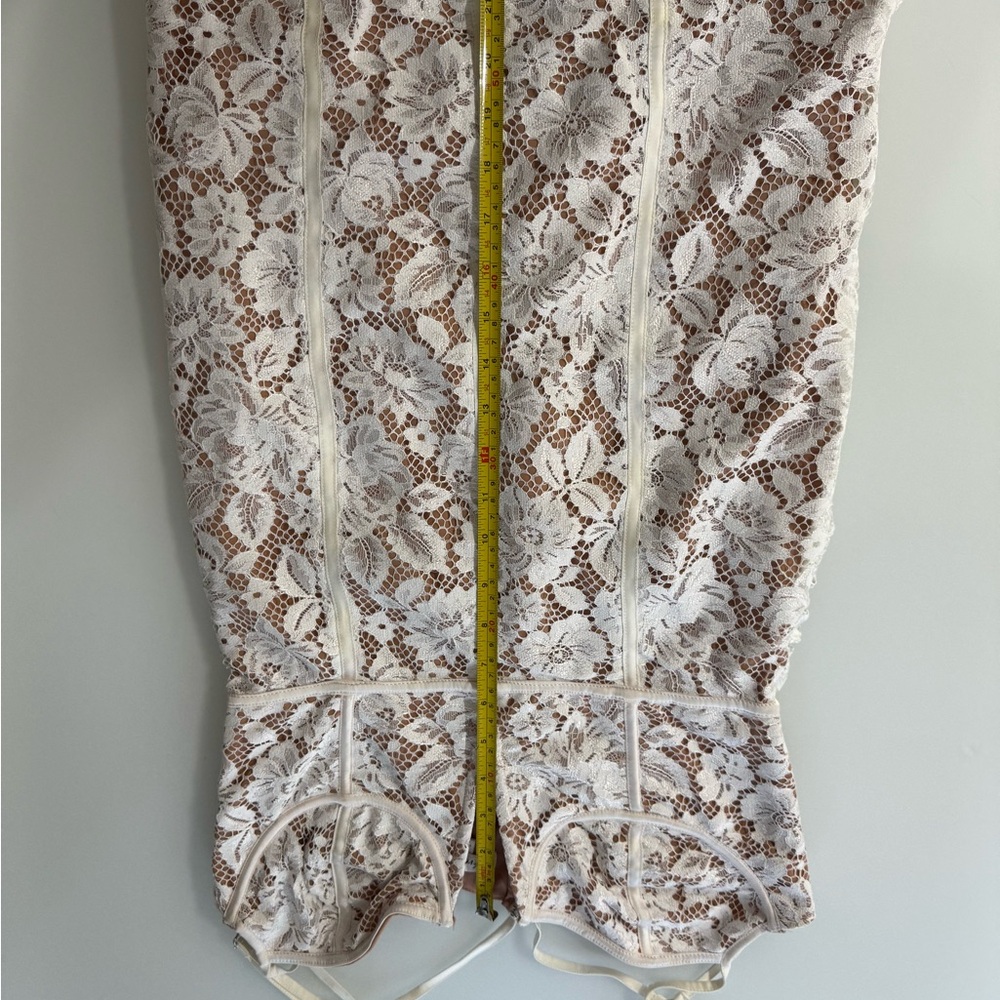 Julia Mini Dress by For Love & Lemons – White Lace – Size M - Picture 9 of 13